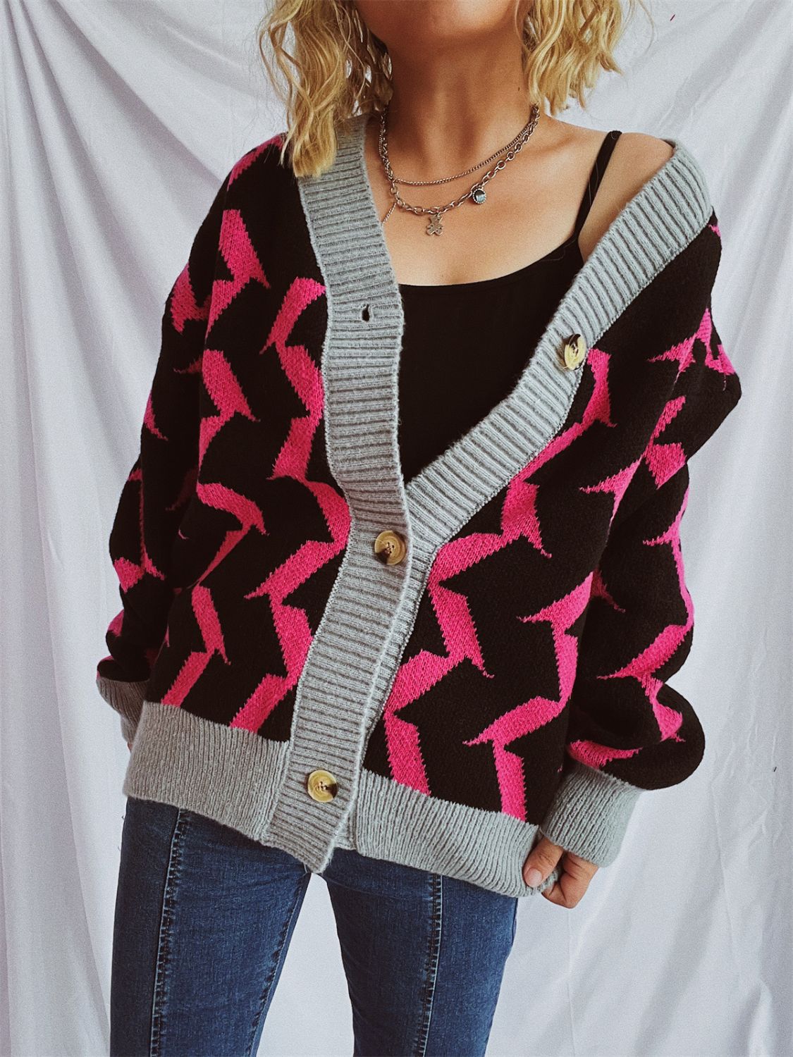 Contrast Trim Geometric V-Neck Long Sleeve Cardigan