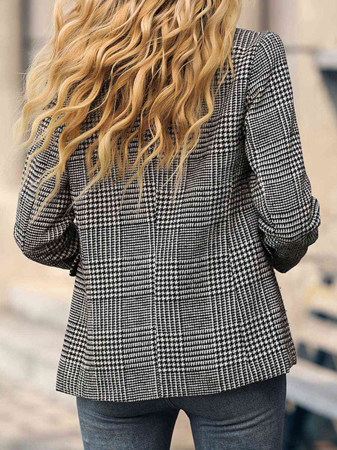 Houndstooth Buttoned Long Sleeve Blazer